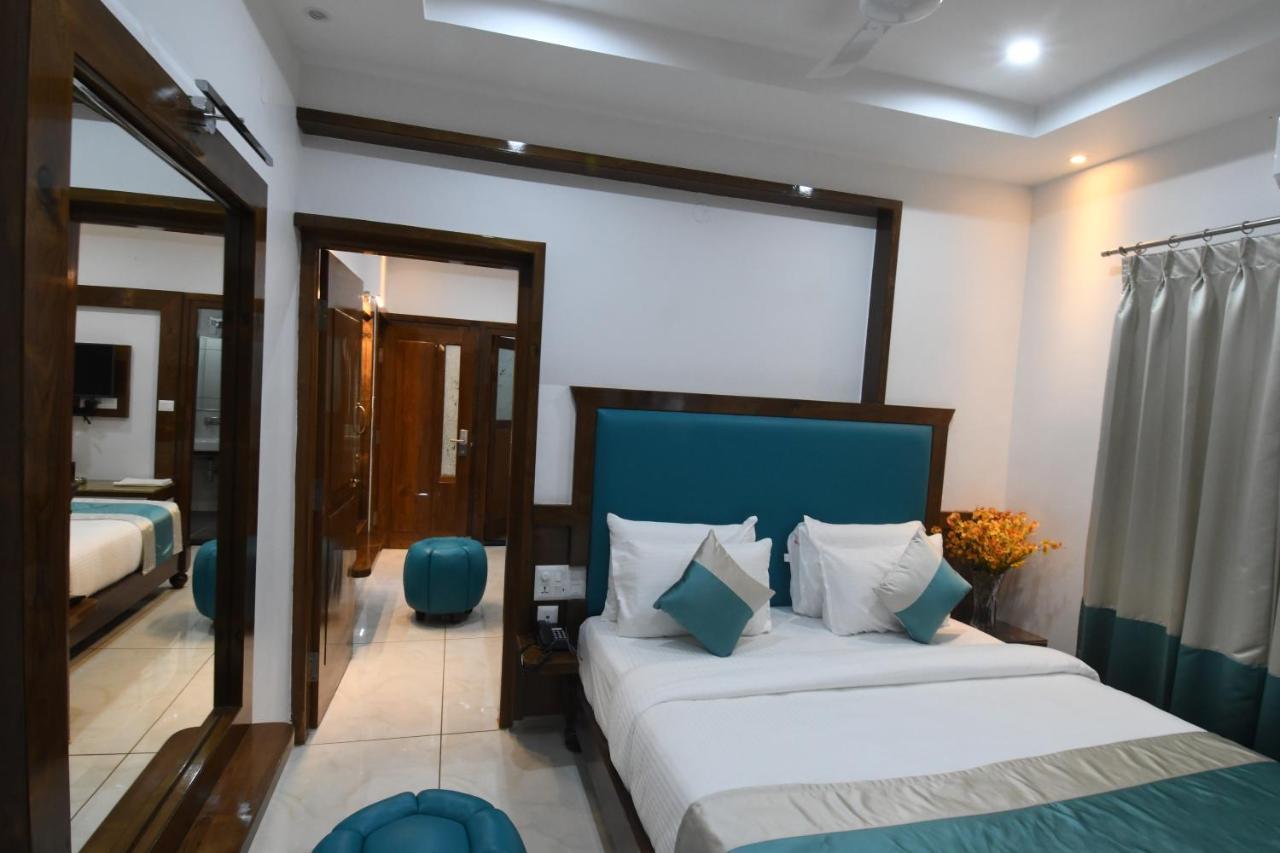 Hotel Lok Sagar Mysore Buitenkant foto