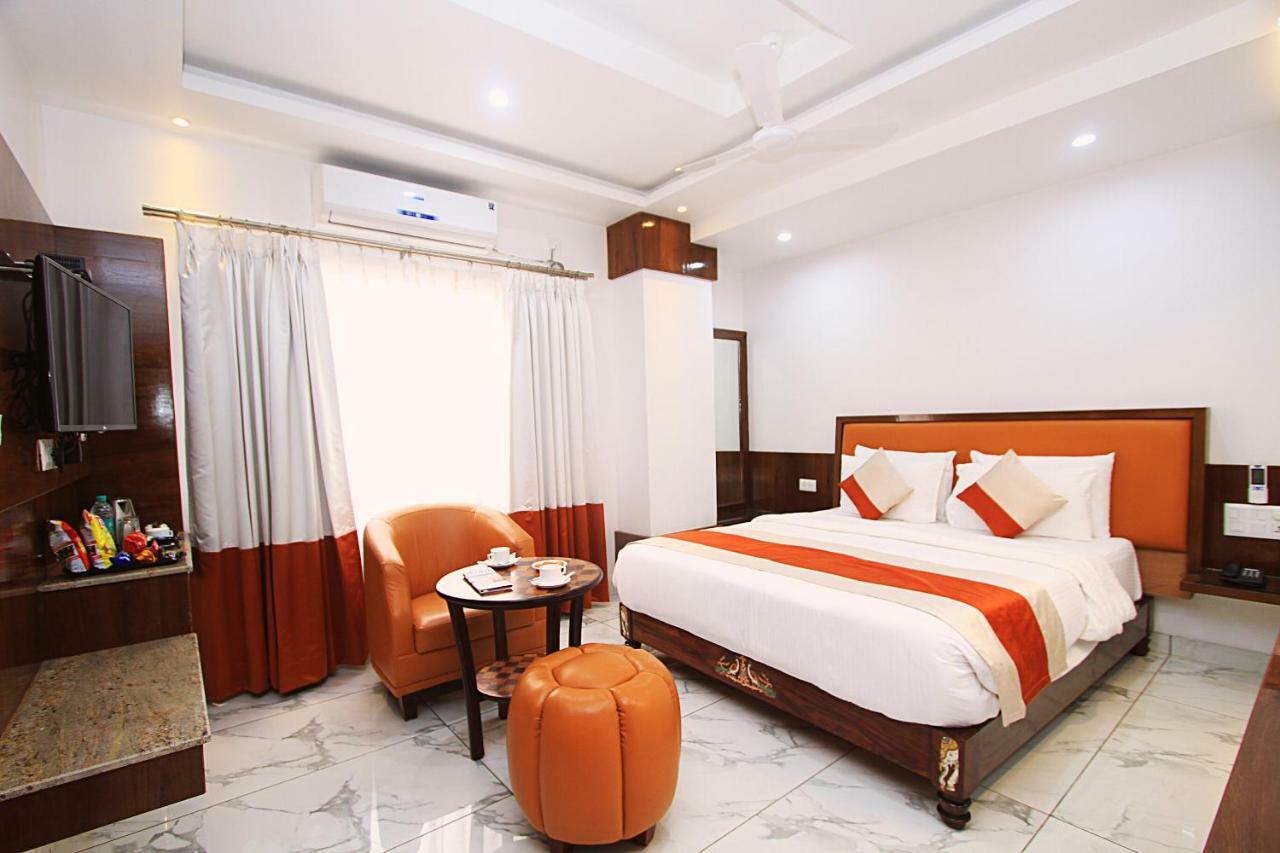 Hotel Lok Sagar Mysore Buitenkant foto